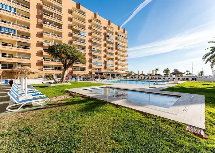 Apartment Pyr Partial Seaview